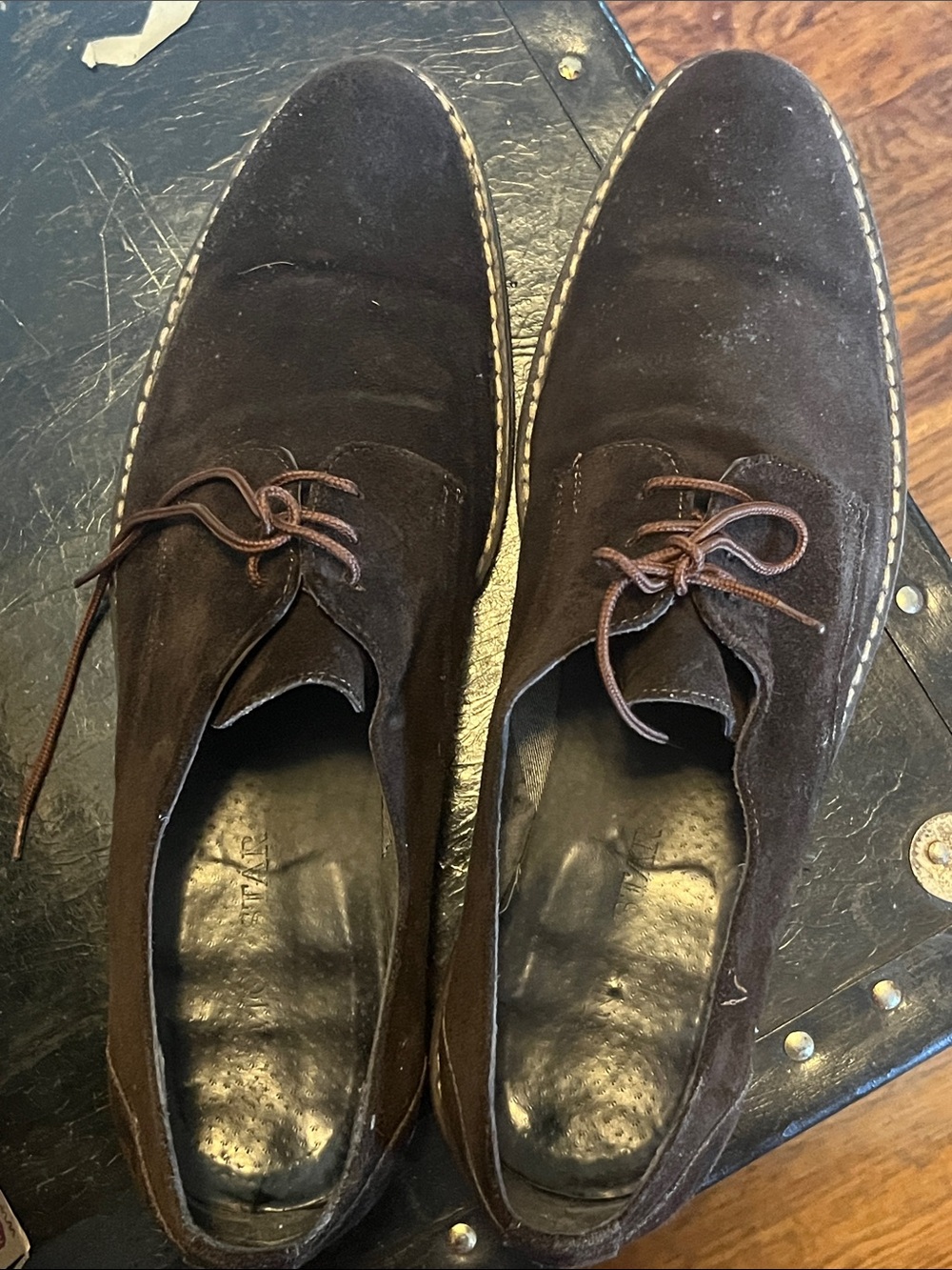 Men's Brown Suede Derby Shoes - Classic Lace-Up Style